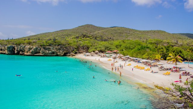 Discover the Allure of Curaçao with Points for Your Next Getaway