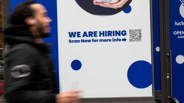 AI in Recruitment: Balancing Trust and Management Challenges